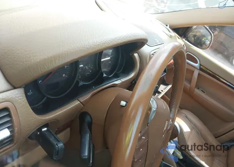 2006 Porsche Cayenne z USA, uszkodzony, nr VIN WP1AA29P96LA21402